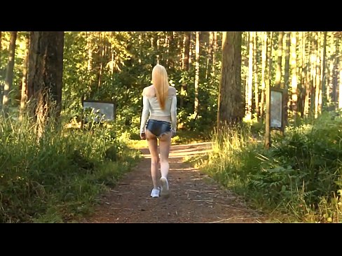 ❤️ Lijepa žena se kreće polako, ne goli video Jebanje na bs.tube-sexer-com.ru ❌